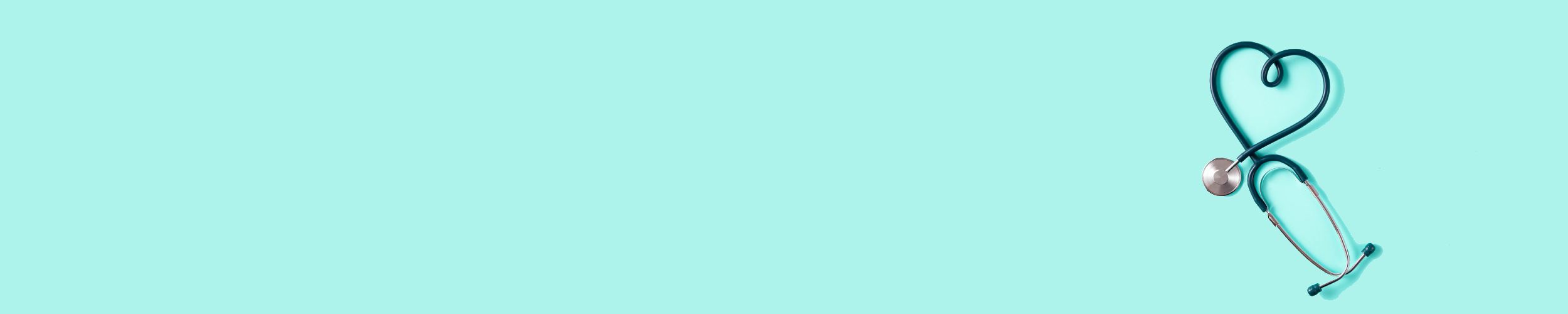 Stetoskop til lege med turkis bakgrunn