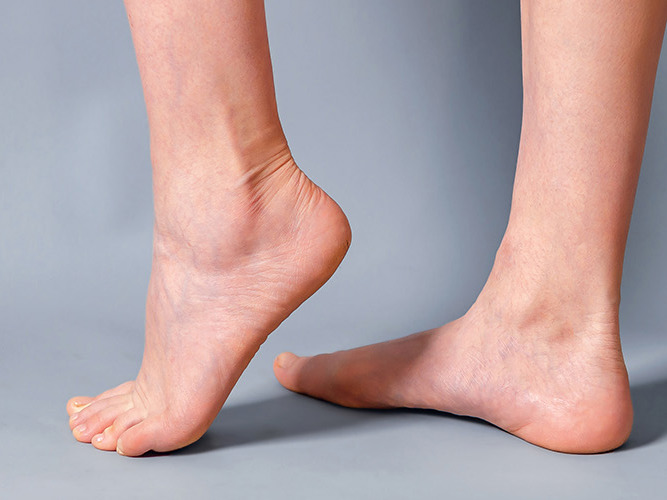 Bilde av to ankler